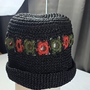 Women's Black Woven Crochet Bucket Hat W/Coral/Sage Green Accents Straw-like EUC